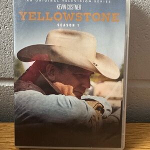 Yellowstone Season 1 DVD